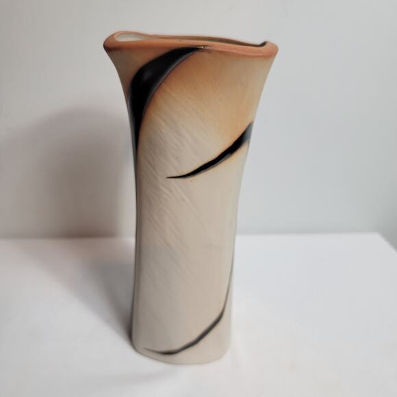 Studio Pottery Vase Signed Dam's Original Tan Brown - Picture 8 of 11